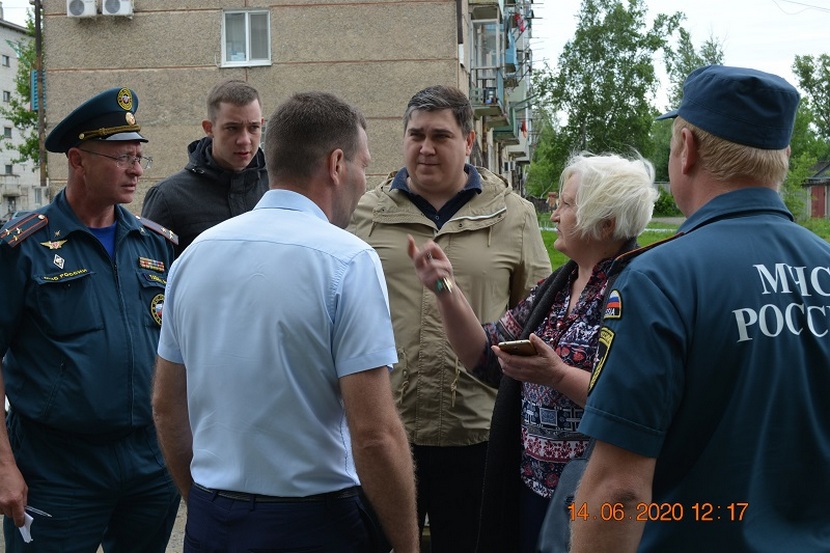 В посёлке Николаевка ведутся работы по устранению последствий стихийного бедствия.